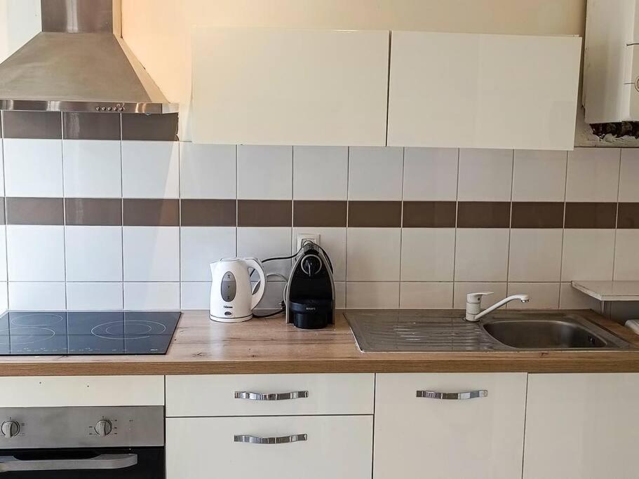 Proche Centre & Proximite Appartement *